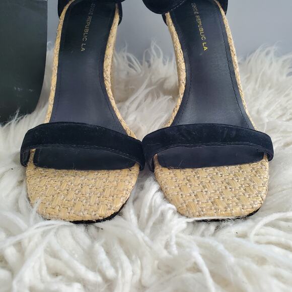 Shoe Republic LA Black Chunky Heel Open Toe Strappy Sandals Size 7.5 - Picture 3 of 10